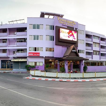 Oyo 565 Trang Hotel Extérieur photo