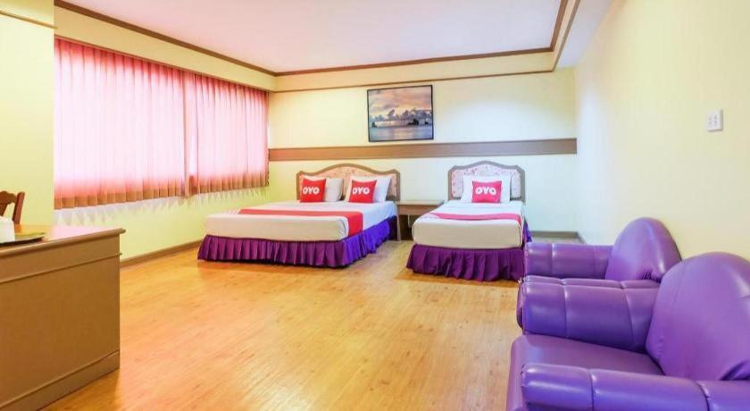 Oyo 565 Trang Hotel Extérieur photo